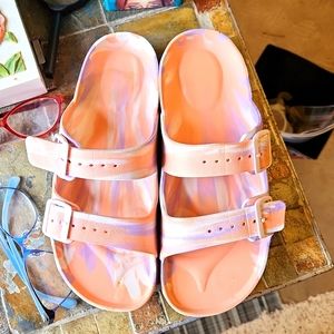 No Boundaries sandles